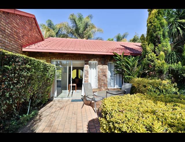 2 BEDROOM HOUSE SOLD IN PRETORIUSPARK